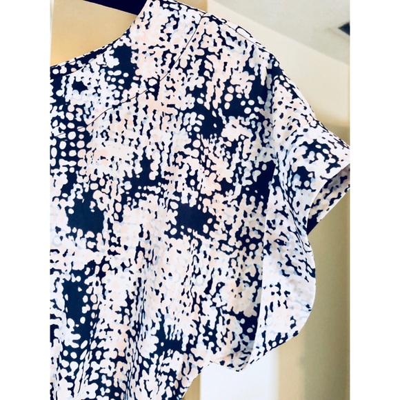 BCBGeneration PATTERN DRESS - Picture 2 of 7